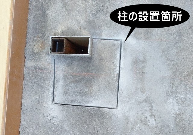 カーポート柱の設置場所　印をつける